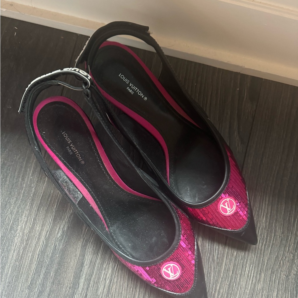Louis Vuitton Women's Black and Pink Slingback Shoes
